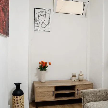 Porto Ribeira Studio - Cento Historic Апартаменты *